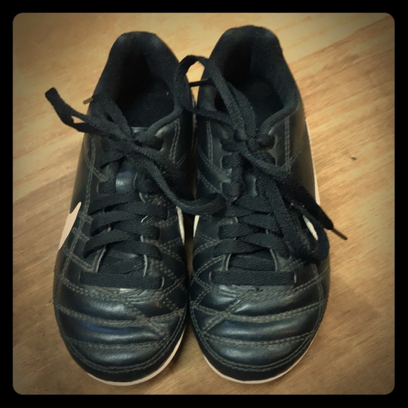 Nike Soccer Cleats - Toddler Size 10C - Picture 2 of 8